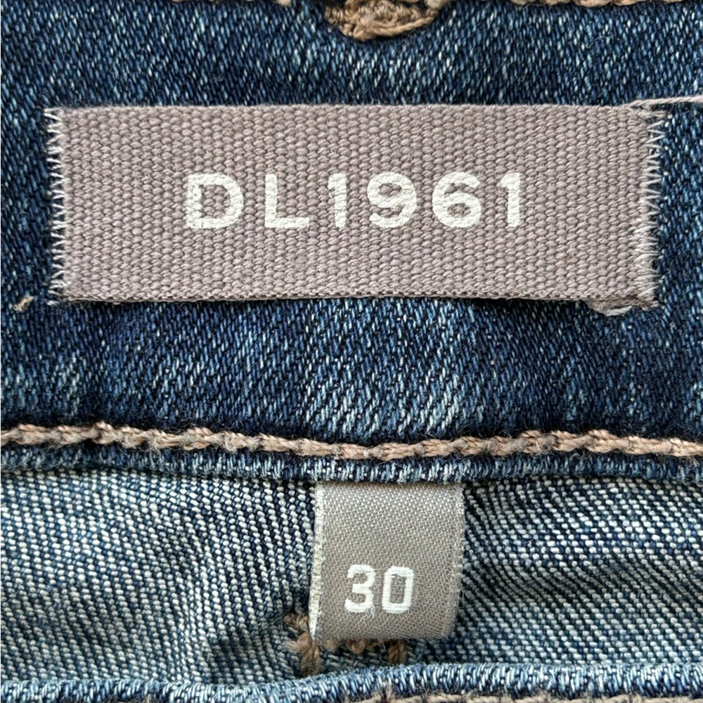 DL 1961 Mara Straight Mid‎ Rise Instasculpt Ankle Jeans Size 30 - Picture 6 of 12